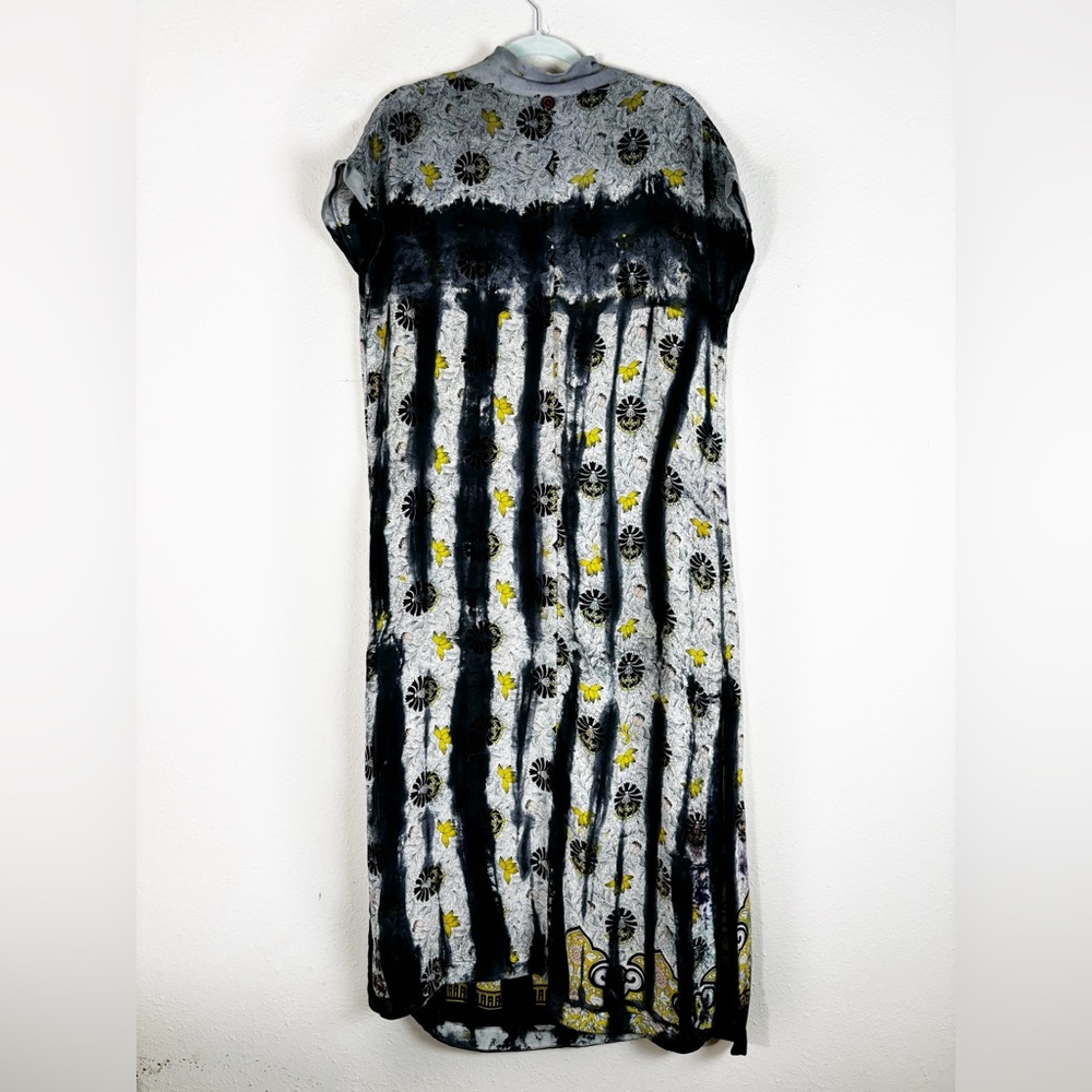 Elegant Gray and Yellow Maxi Dress - Picture 2 of 12